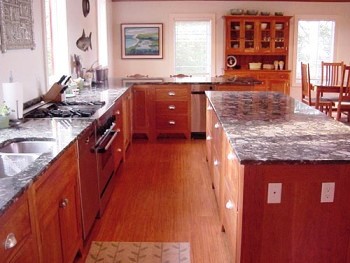 shakerkitchen1.jpg