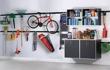 2008_03_photo1_garage_gains.jpg