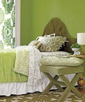 green-bedroom_300