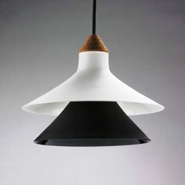plug-by-tomas-kral-suspension-lamp2_off